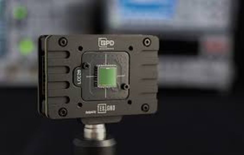 MCPR (Multi-Cell Photoreceivers) MCPR (Multi-Cell Photoreceivers)